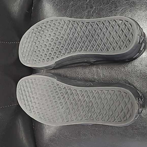 Darth Vader slip-on Vans, men's size 6, women's size 7 1/2. - Picture 6 of 7